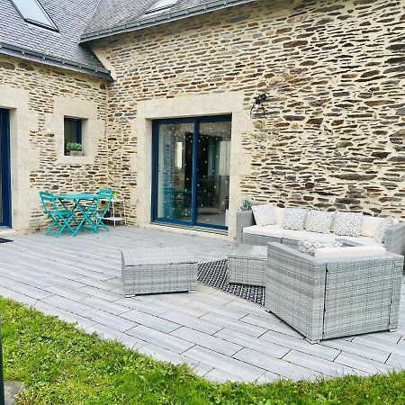 Au Petit Bonheur De Claire Et Jo Bed & Breakfast La Chapelle-Caro Exterior photo
